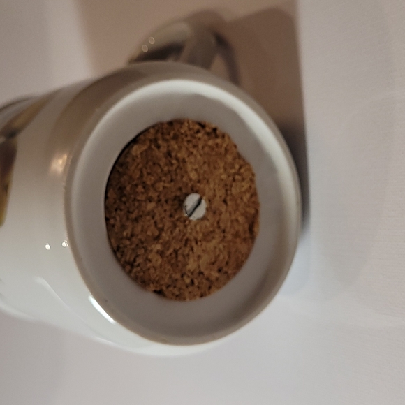 (#1)Royal worcester evesham gold sugar &Cinnamon shaker 5"-4.5" - Picture 4 of 4